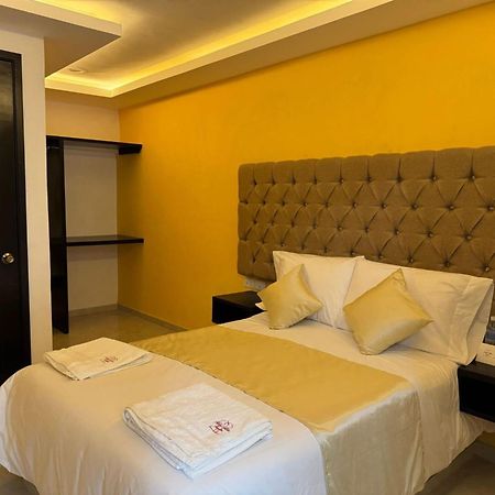 Oyo Hotel Familiar Tollan Cholula Ngoại thất bức ảnh