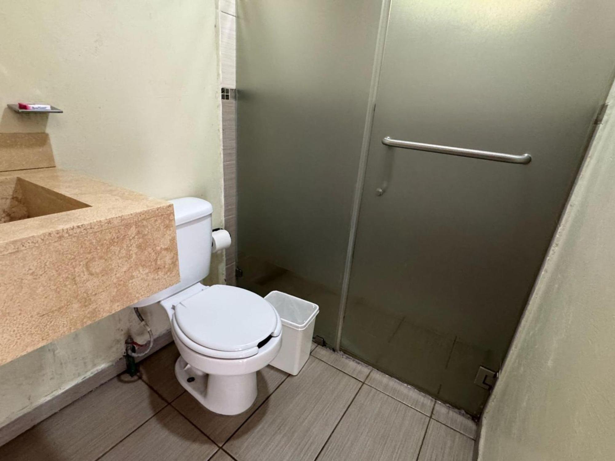 Oyo Hotel Familiar Tollan Cholula Ngoại thất bức ảnh