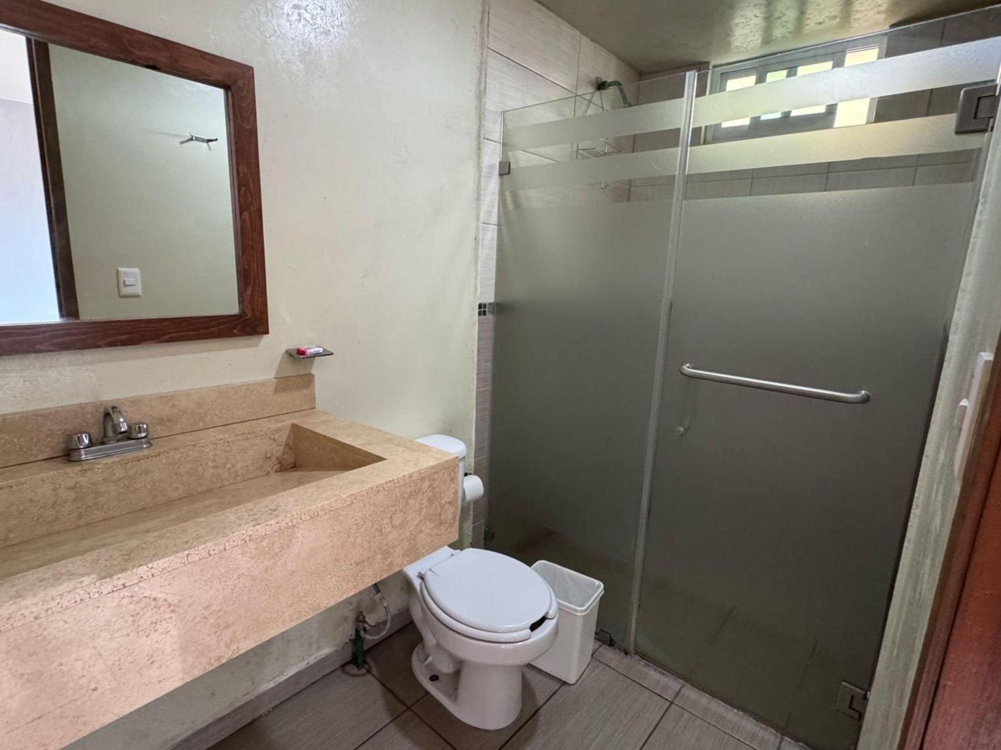 Oyo Hotel Familiar Tollan Cholula Ngoại thất bức ảnh