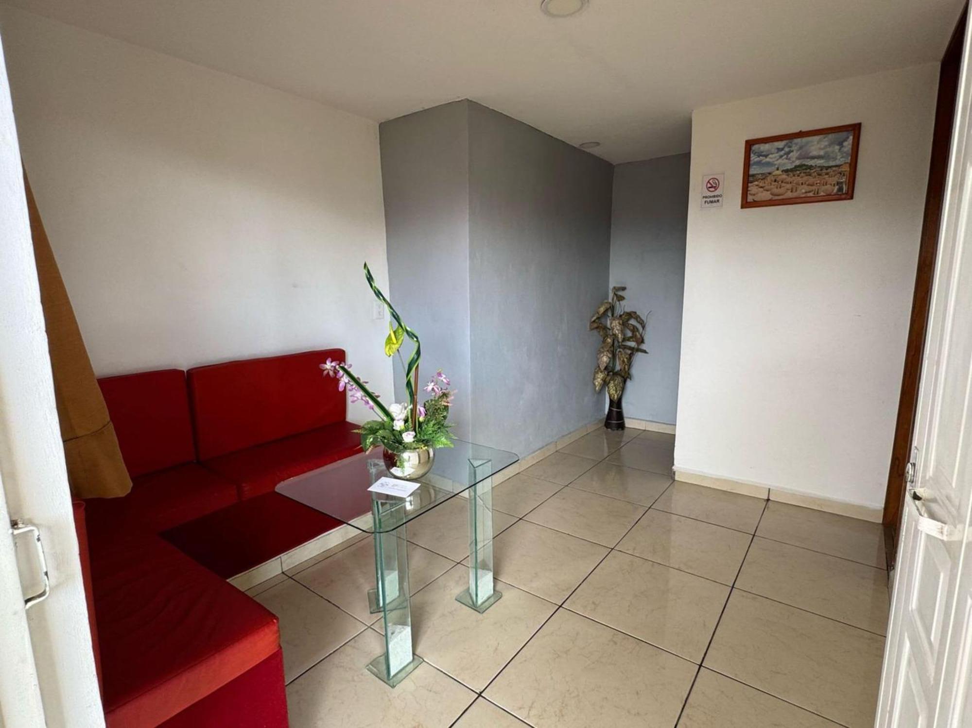 Oyo Hotel Familiar Tollan Cholula Ngoại thất bức ảnh